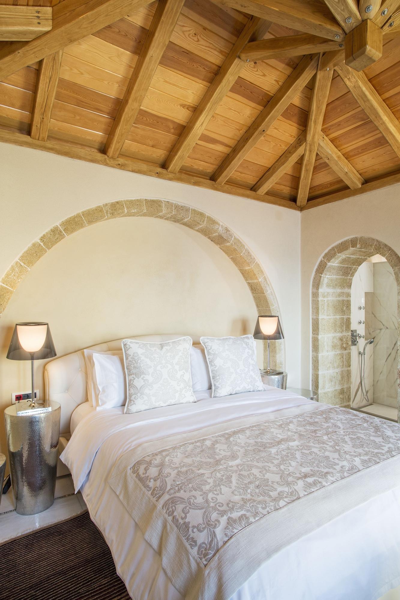 Moni Emvasis Luxury Suites Monemvasia Exterior photo
